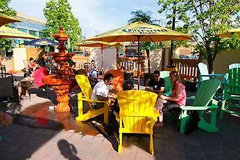Canad Inns Destination Centre Polo Park Winnipeg 3*,