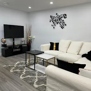 Serene Escape! Apartment Calgary