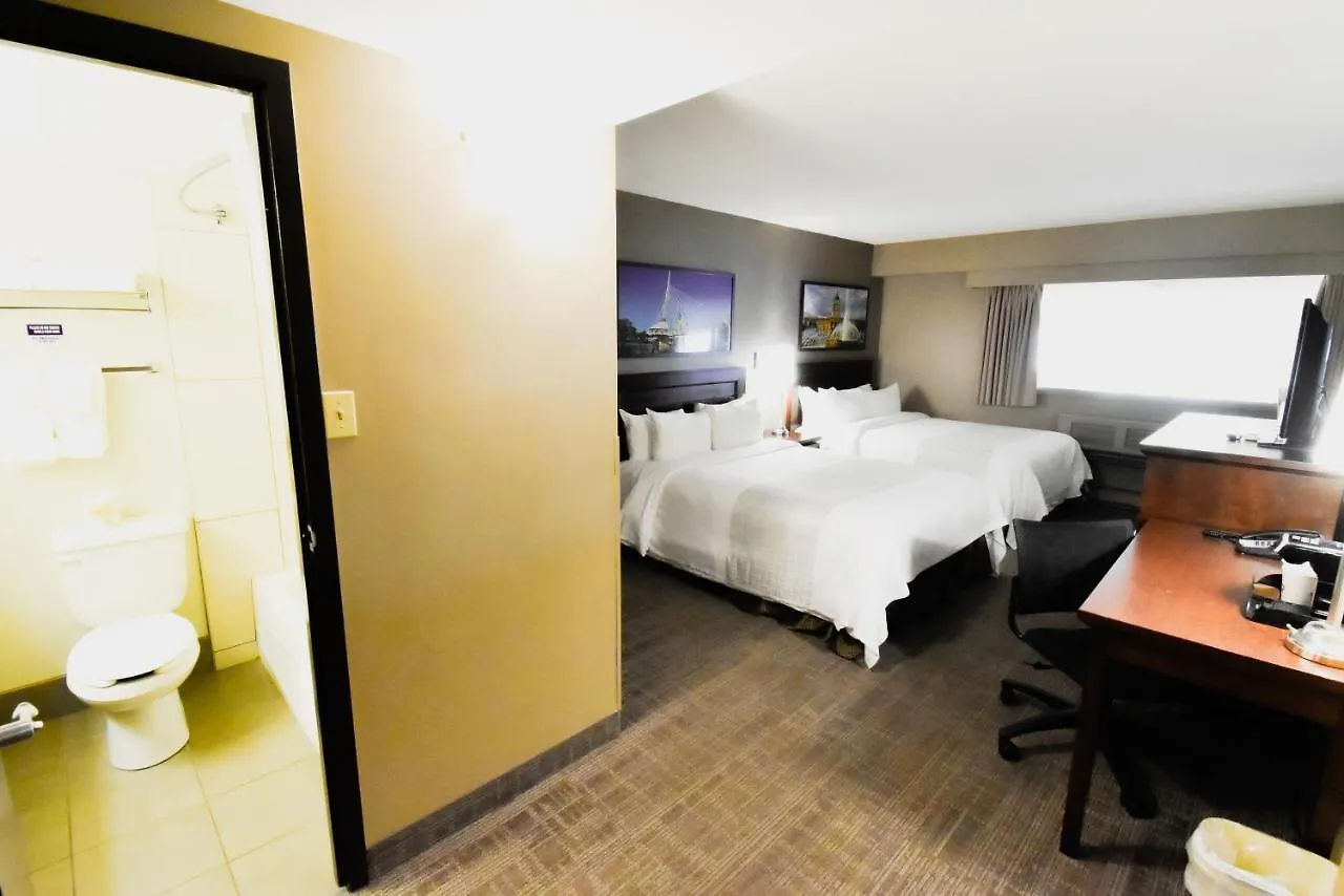 Canad Inns Destination Centre Polo Park ウィニペグ 3*,